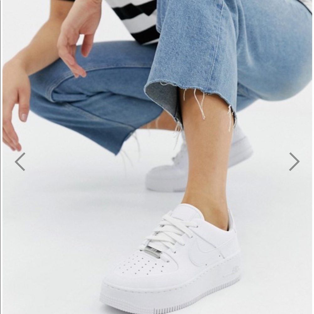 Nike Women’s AF1 Sage Low- size 8